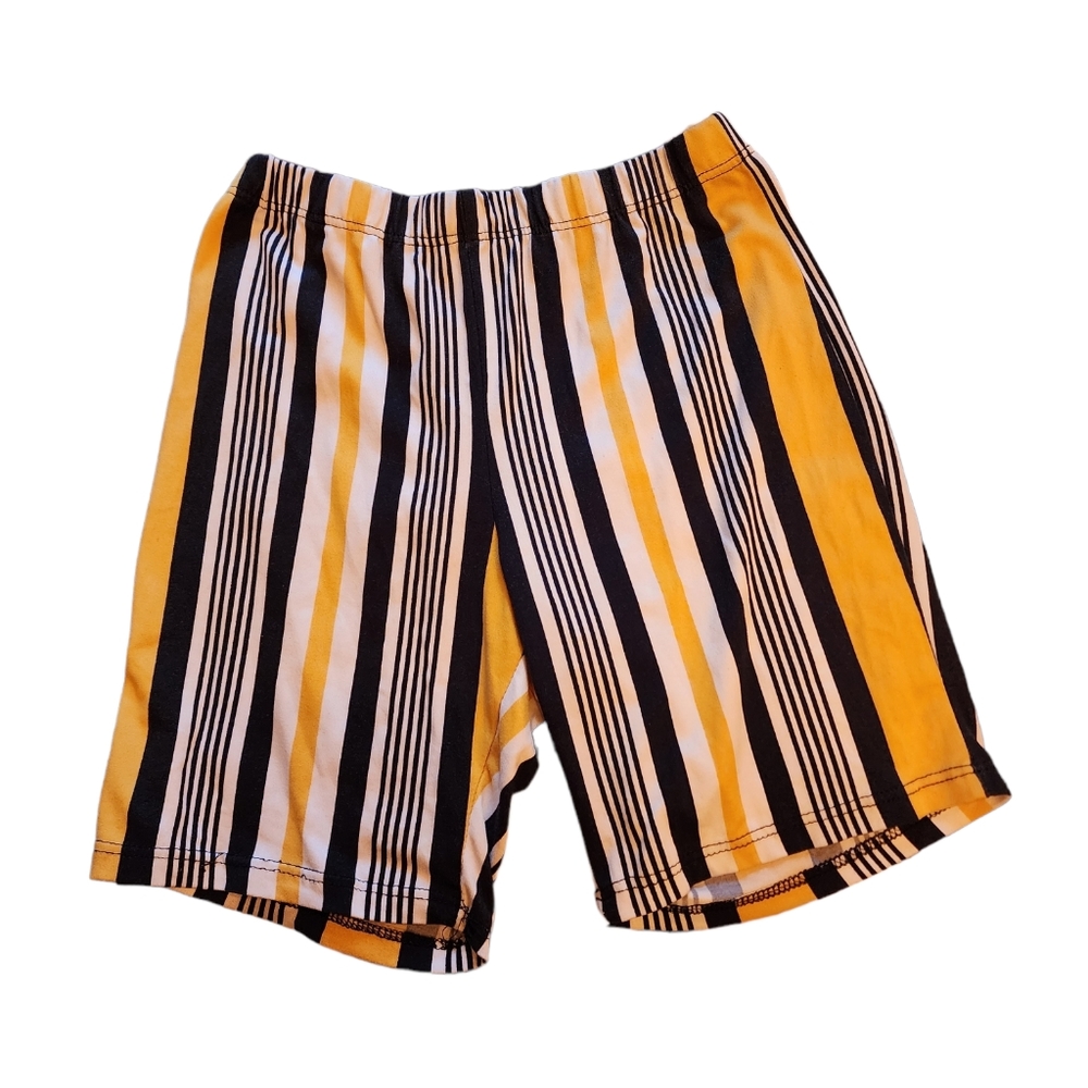 Pattern Biker Shorts - Picture 2 of 3